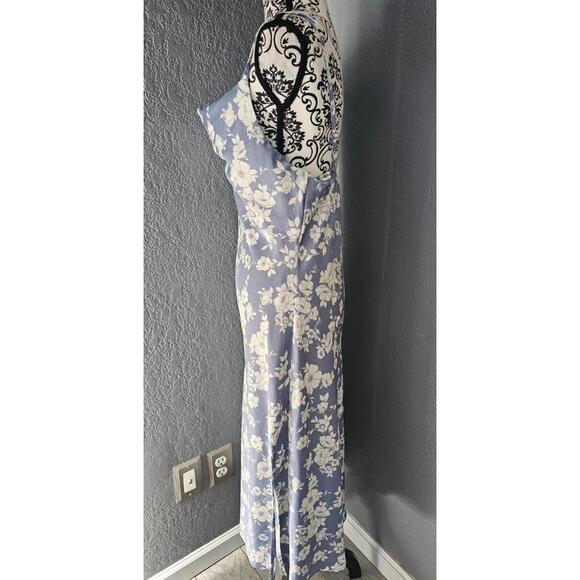 Women's Inspired Hearts Maxi Dress Floral Blue White Spaghetti Straps Size Large - Picture 8 of 14